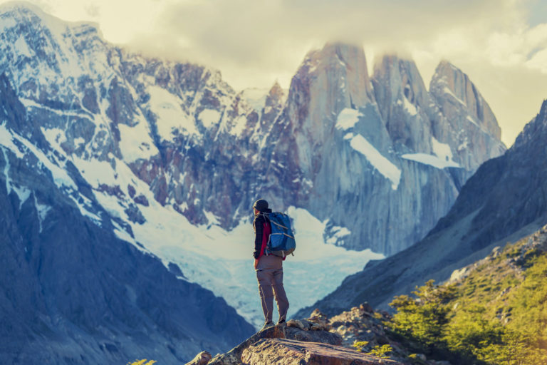el chalten - fitz roy trekking (11) hiker in el Chalten