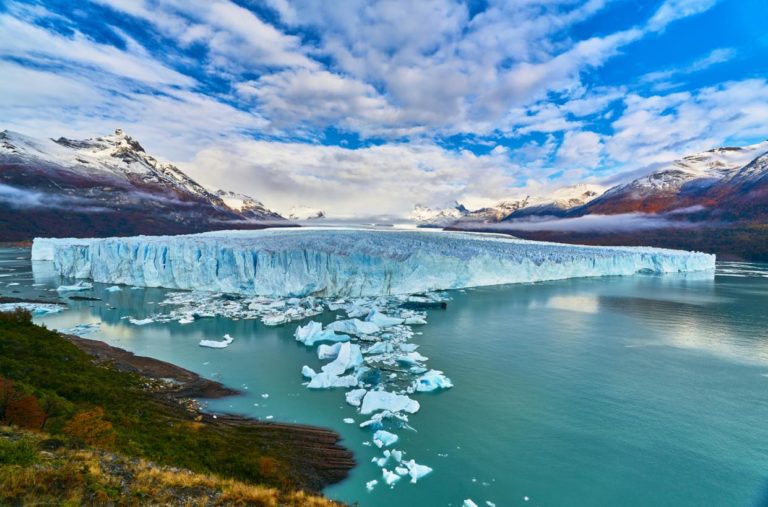 el-calafate-perito-moreno-glacier view of perito moreno glacier in el calafate
