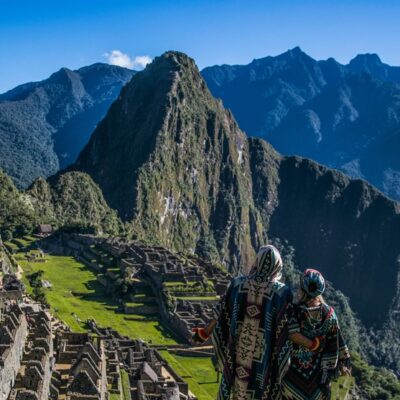 Couple looking at machu picchu