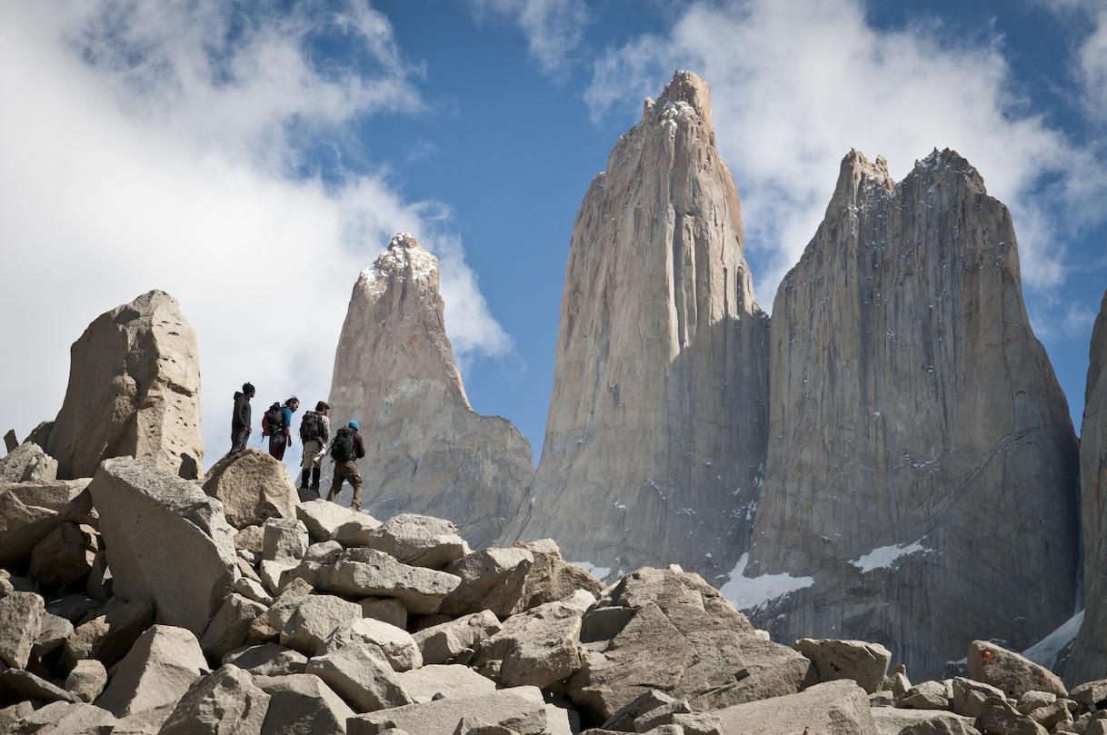 torres-del-paine- hikers in Torres del paine